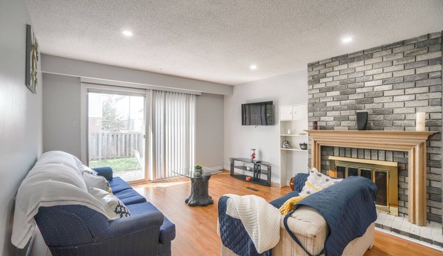 Bright, cozy and comfortable single family apartment with separate entrance