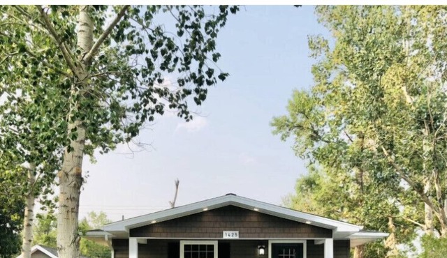 Charming DOWNTOWN CODY: Alger Avenue New Renovation