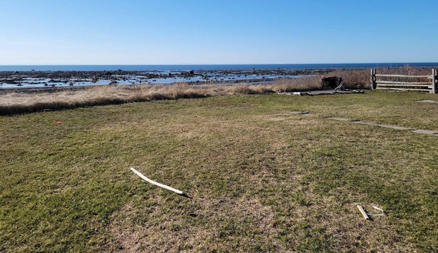 Charming seaside chalet, quiet and comfortable. It will charm you thanks to its
