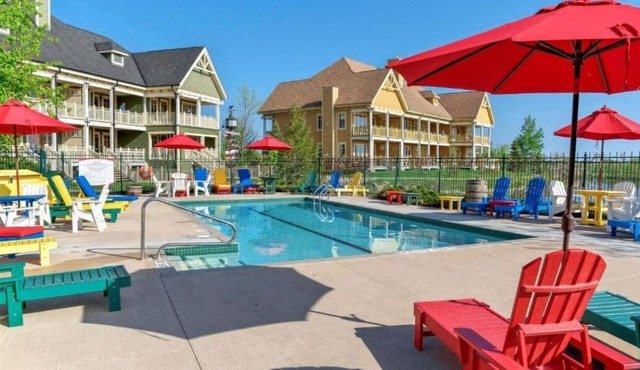 Comfortable Room Near Blue Mountain Village – Balcony & Fireplace