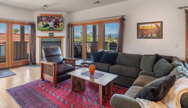 Downtown Sandpoint Urban Escape