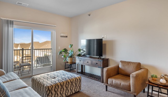 Elevated Spacious Comfortable 2 King Amenities