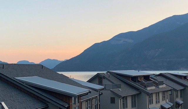 Executive Townhome w/Ocean & Mountain Views