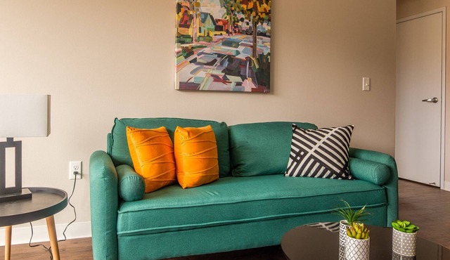 FRONTDESK Core Apts Campustown Ames