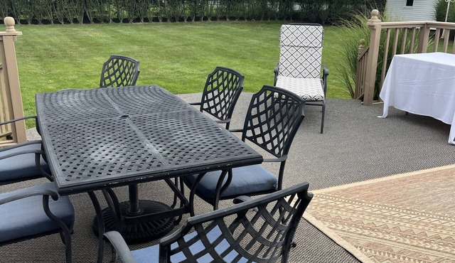 Gorgeous 5/6 bedroom home in Estate Section of Westhampton Beach