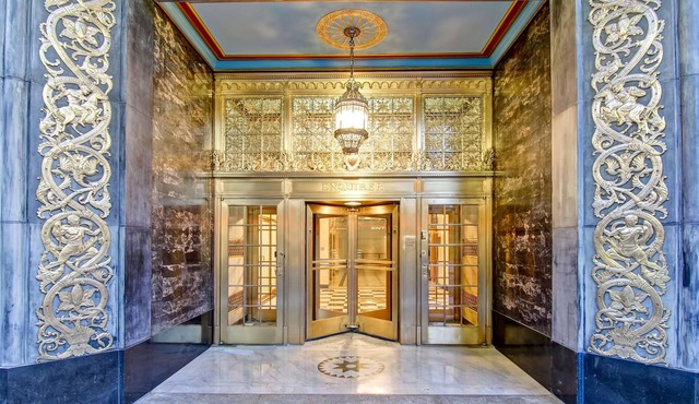 Hampton Inn & Suites Cincinnati-Downtown