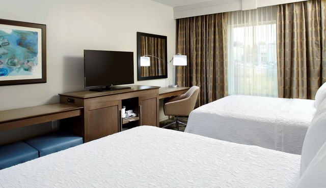 Hampton Inn & Suites Pittsburgh Airport South–Settlers Ridge in Pittsburgh