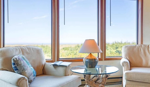 Haven Hideaway - Ocean Views from Every Room