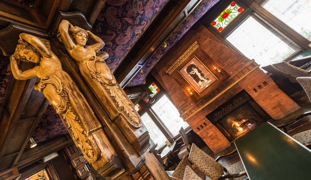 Hume Hotel & Spa