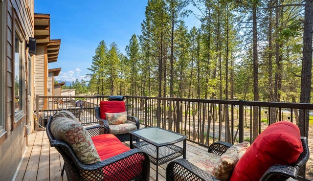 Juniper | Beach Access | Sports Court | Deck | BBQ