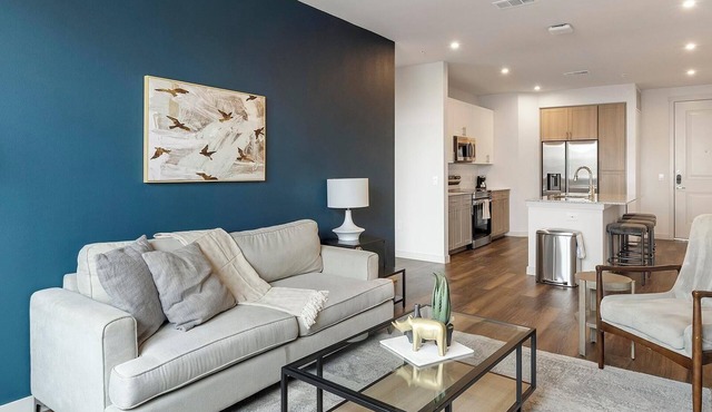 Landing | Chic 2BD, Pool, Gym