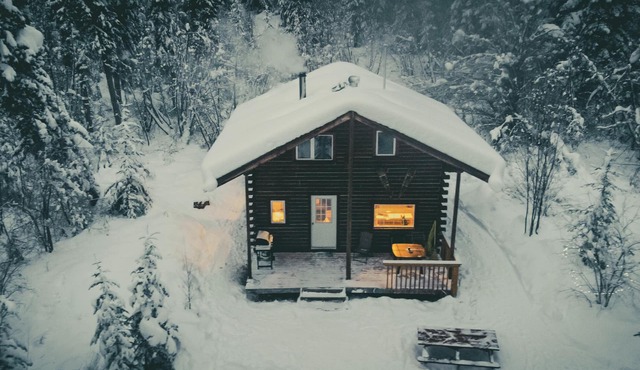 Little Atlin Lodge