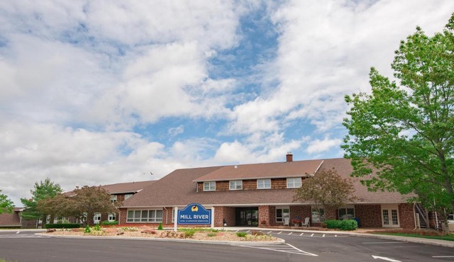Mill River Resort