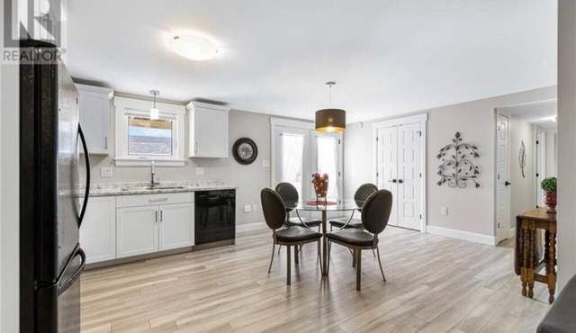 Modern and Spotless Guest Suite