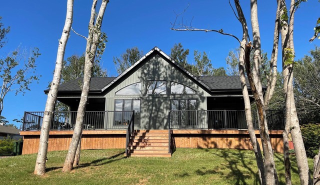 Newly built, modern cottage 5 min to National Park