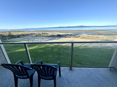 Oceanfront Studio with Loft - amazing views!