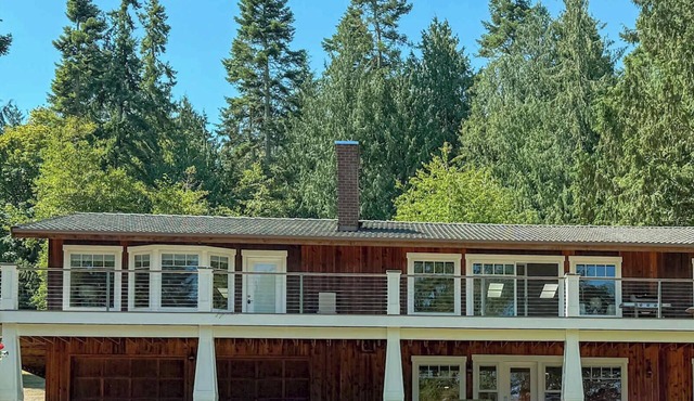 Overlooking Sequim Bay, Near ODT, Covered Patio