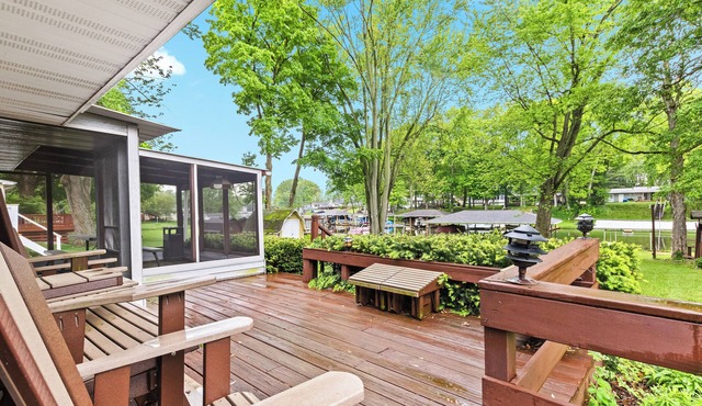 Peaceful Waterfront Home - Close To Indiana Beach