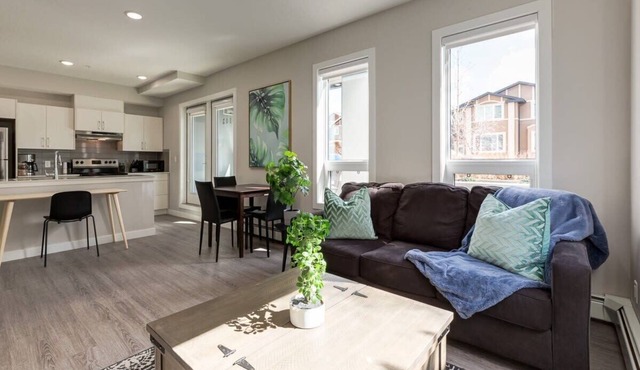 Pet Friendly Apartment w/Free Underground Parking