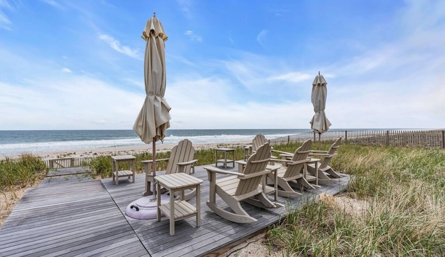 Private Beachfront Home in Mantoloking NJ w/Lifeguard- 5 bedroom