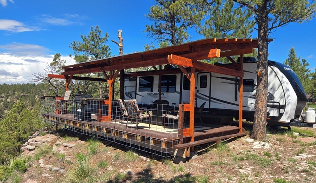 Reflection 37ft RV @EvansCliff w/Hot Tub on Deck, Beautiful Canyon Overlook!