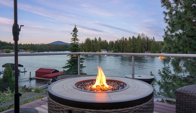 Riverside Harbor House | Luxury Riverfront | Dock & Fire Pit