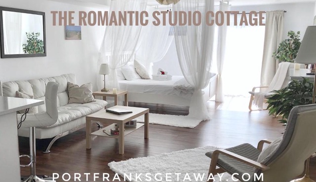Romantic Studio Cottage