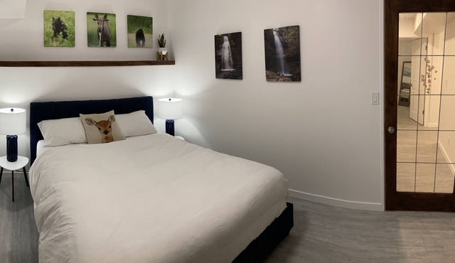 Sequoia Suite 2 bedroom walk-out/centrally located