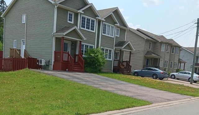 Spacious 1BR Dieppe Retreat near Downtown