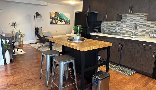 Spacious Vancouver Suite