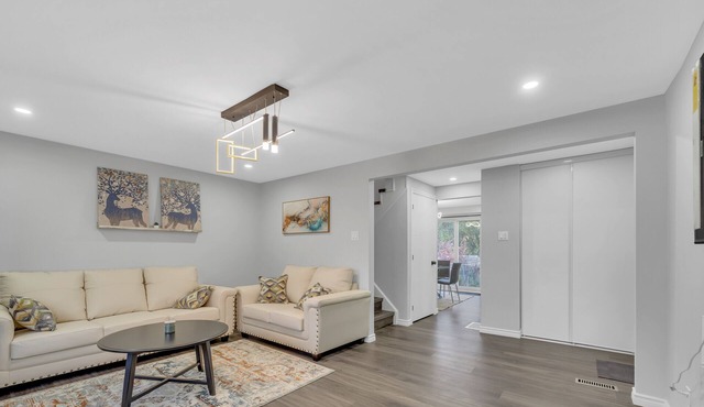 Stunning 4 bed/2bath house for rent - SpaceRental