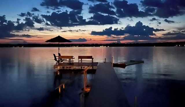 Stunning 5 BR on Eagle Lake/Chain of Lakes with 2 private docks! in Eagle River