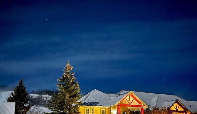 The Bogie Basecamp (Ski-in/out)