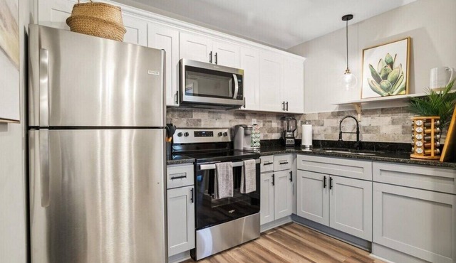 This apartment is a 1 bedroom(s), 1 bathrooms, located in Hampton, VA.