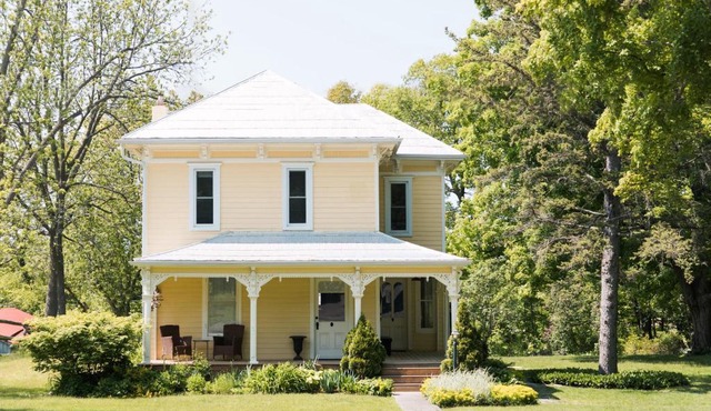 Watson House - Century Home near Sandbanks STA-2019-0022