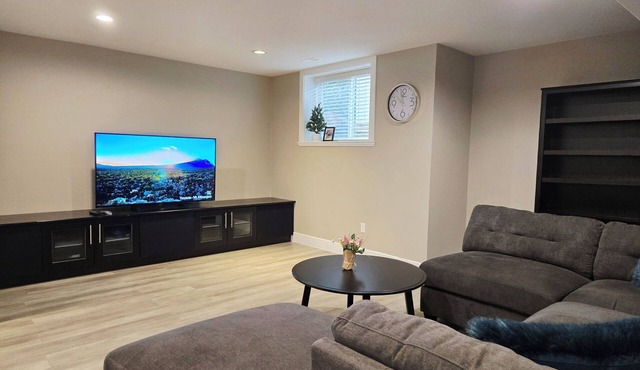Willow Stay-Private 2-Bedroom Suite