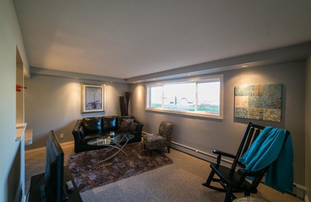 McKinnon Pointe #102