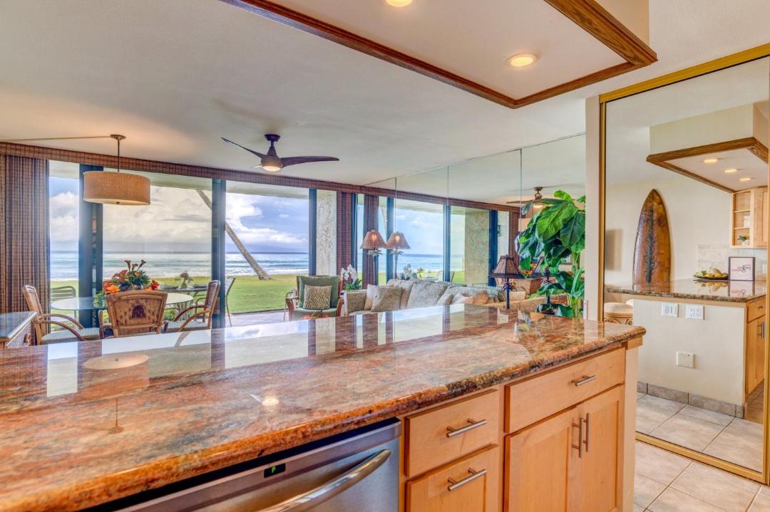 Photo of Kitchen in Historic Lahaina Front Street