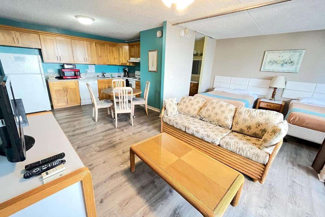 Photo of Livingroom in Waikiki
