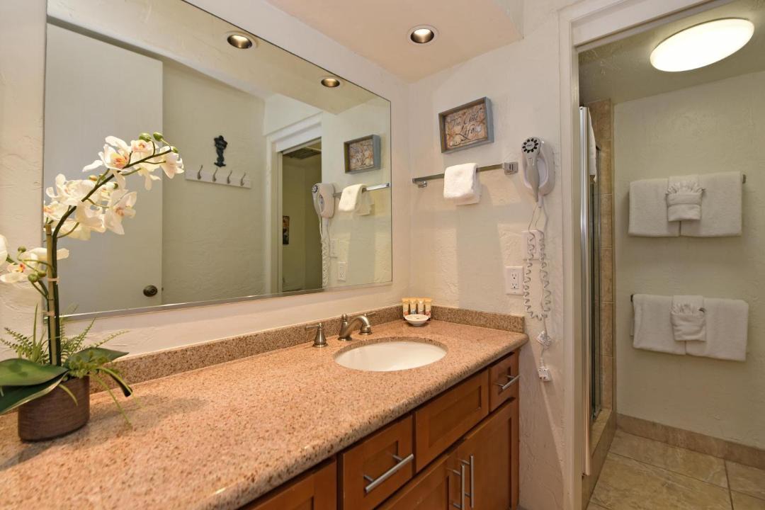 Photo of Bathroom in Honokowai